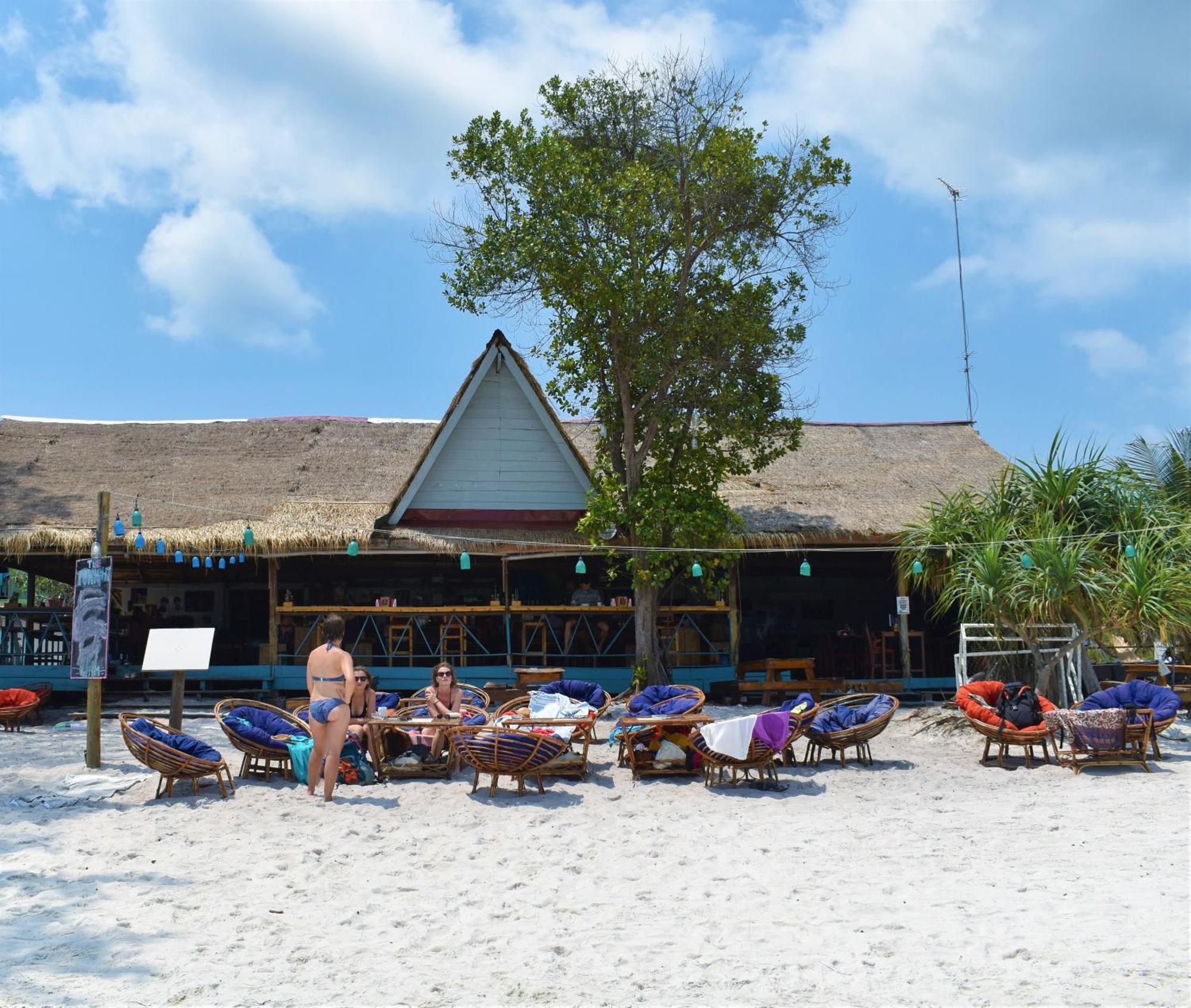 Hostel The Big Easy Koh Rong Samloem Koh Rong Sanloem Exterior foto