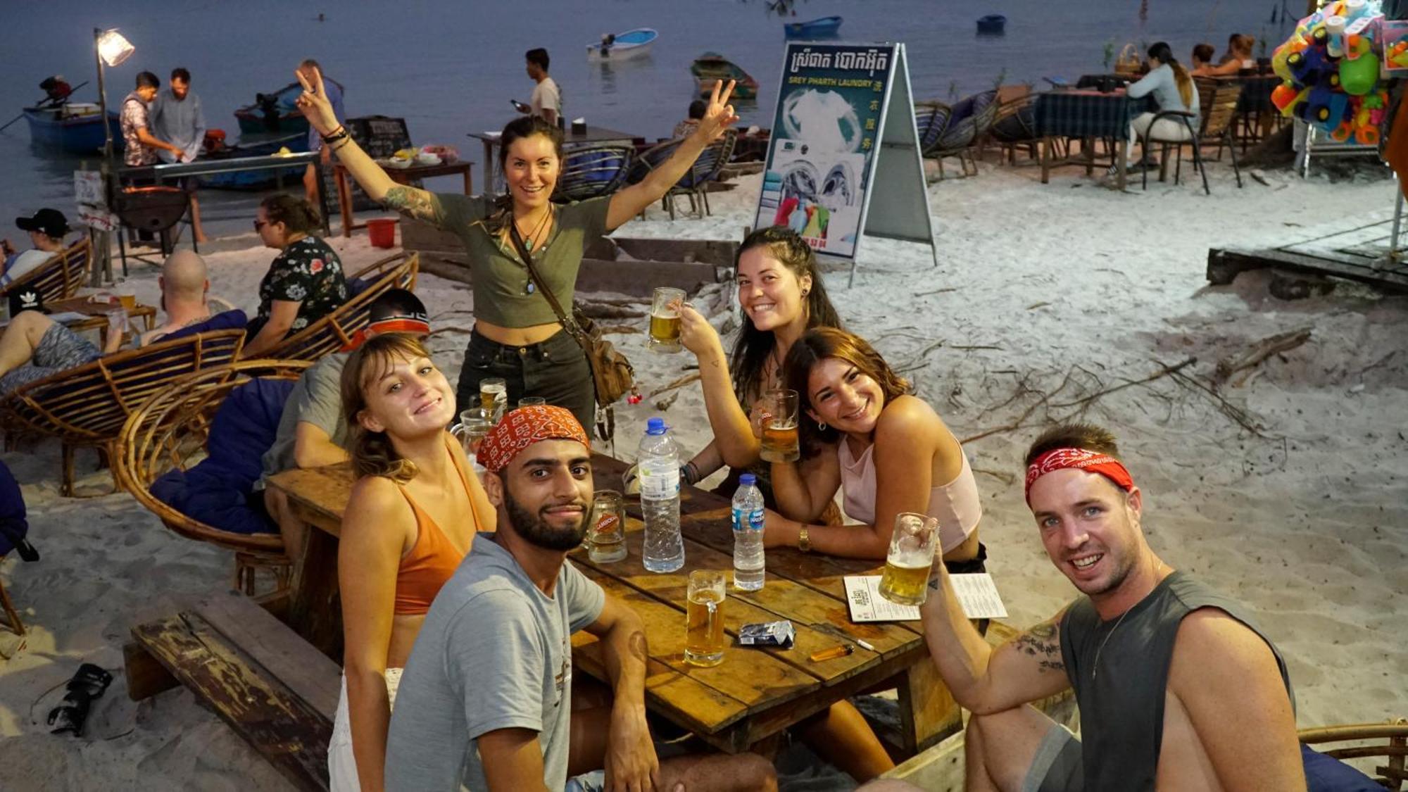 Hostel The Big Easy Koh Rong Samloem Koh Rong Sanloem Exterior foto