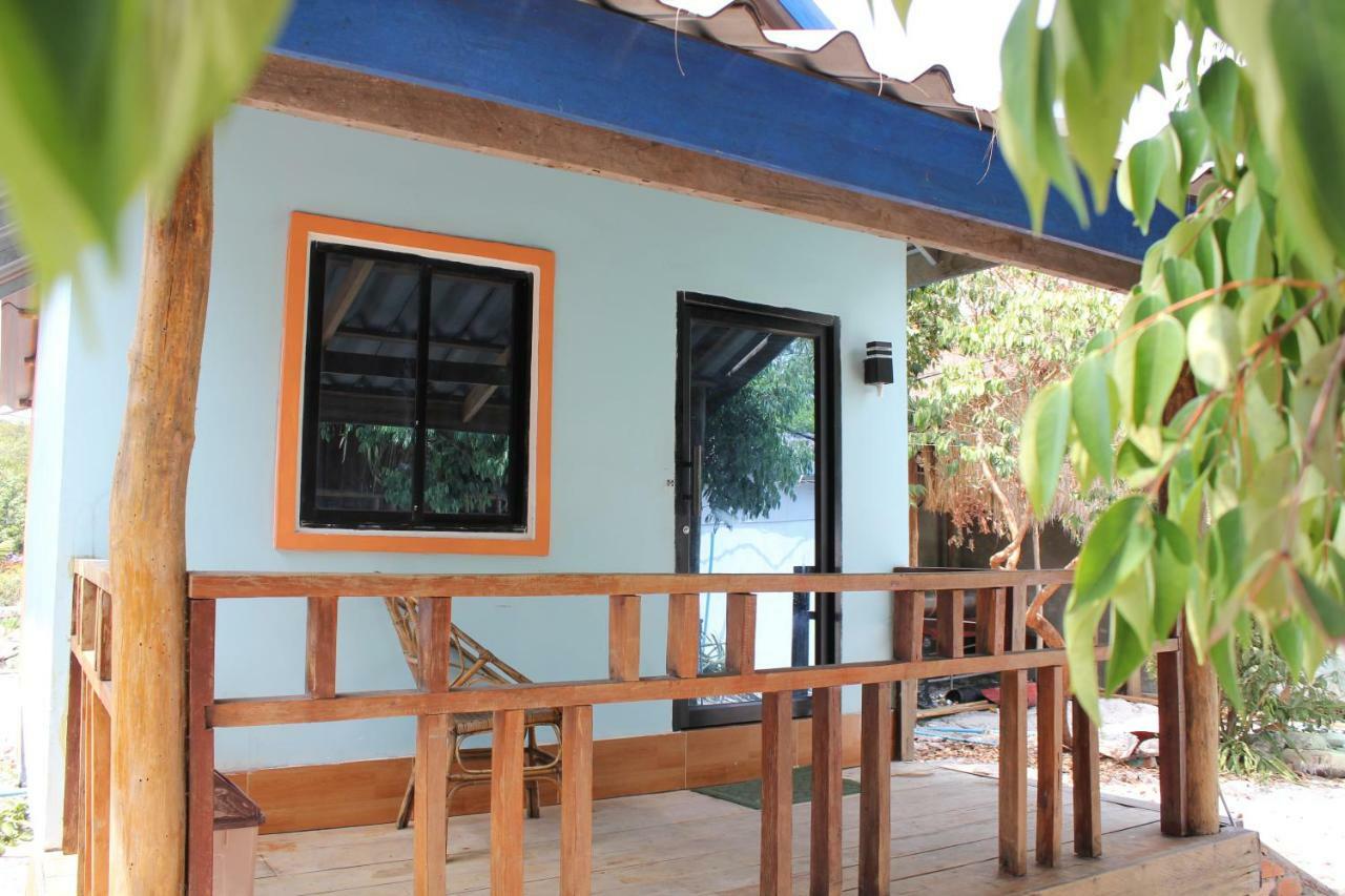 Hostel The Big Easy Koh Rong Samloem Koh Rong Sanloem Exterior foto